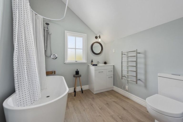 Photo of property in 6 Tawai Street, Trentham, Upper Hutt, 5018