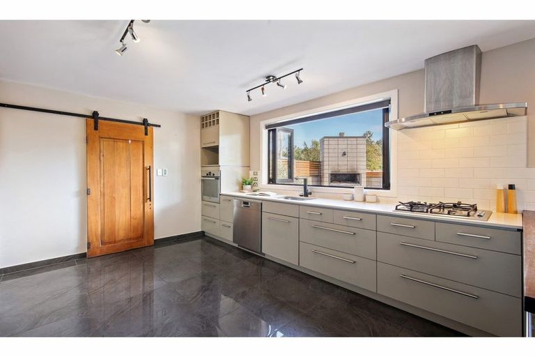 Photo of property in 33 Burnett Street, Oxford, 7430