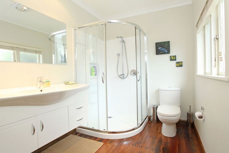 Photo of property in 24 Opotoru Road, Raglan, 3225