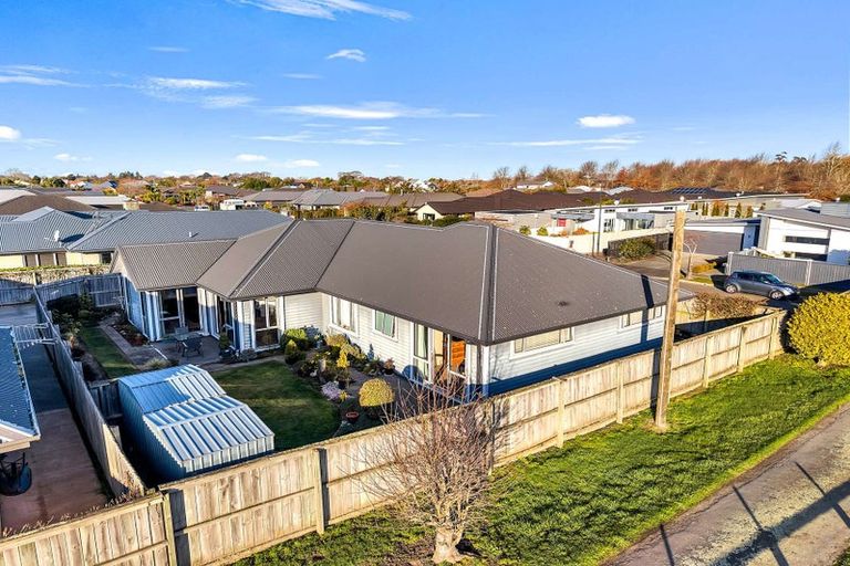 Photo of property in 28 Northwater Drive, Northwood, Christchurch, 8051