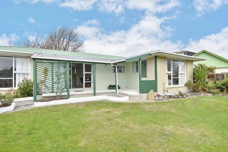 Photo of property in 115 Oakhampton Street, Hornby, Christchurch, 8042