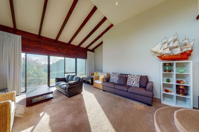 Photo of property in 43 Otuturu Crescent, Ruamahunga, Thames, 3575