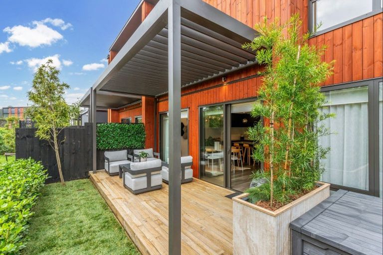 Photo of property in 18 Wikner Lane, Hobsonville, Auckland, 0616