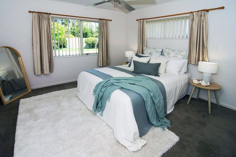 Photo of property in Holdsworth Villas, 70/2 William Donald Drive, Solway, Masterton, 5810