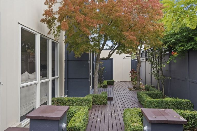 Photo of property in 5/17 Eversleigh Street, St Albans, Christchurch, 8014