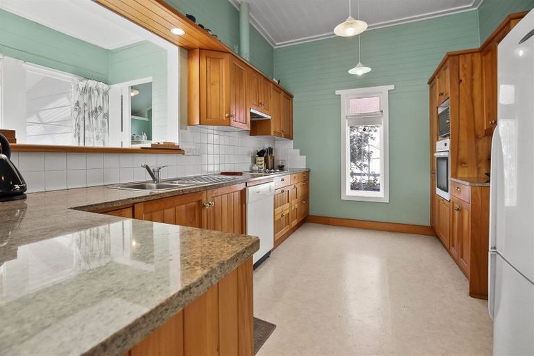 Photo of property in 208 Queen Sh25 Street, Thames, 3500