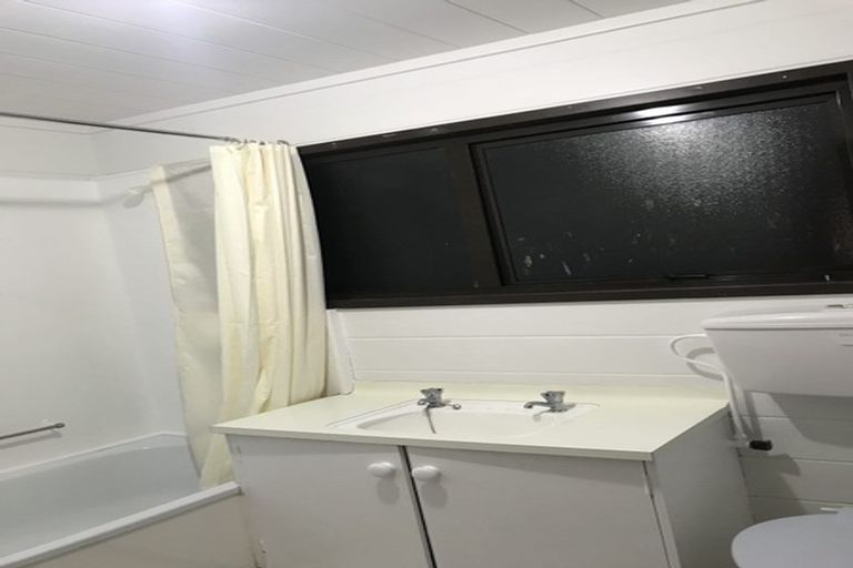 Photo of property in Princeton Gardens, 15/58 Cuba Street, Petone, Lower Hutt, 5012