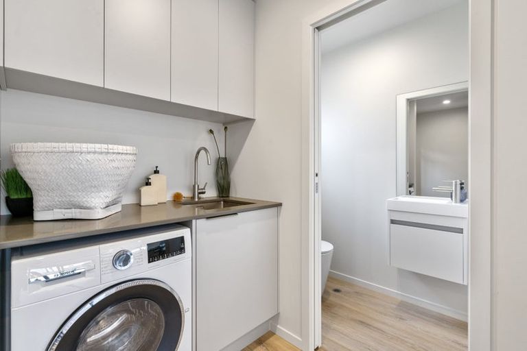 Photo of property in 2/25 Bush Street, Naenae, Lower Hutt, 5011