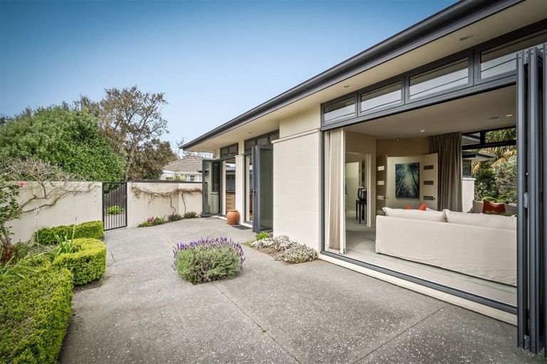 Photo of property in 51 Kirkwood Avenue, Upper Riccarton, Christchurch, 8041
