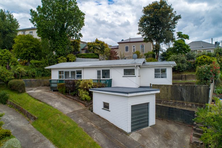 Photo of property in 64 Russell Street, Stepneyville, Nelson, 7010