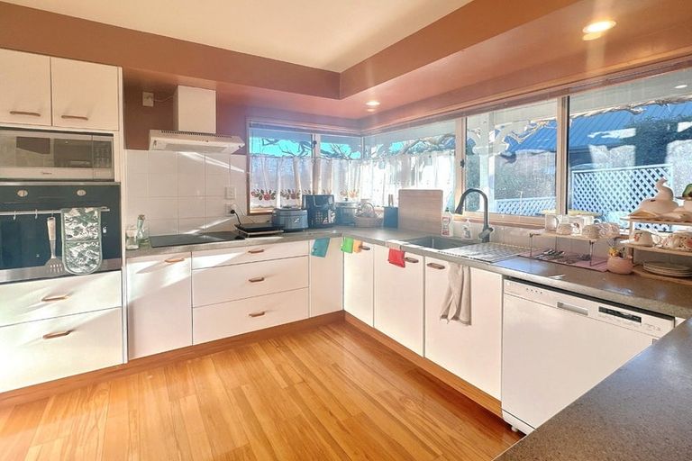 Photo of property in 12 Rempstone Drive, Halswell, Christchurch, 8025