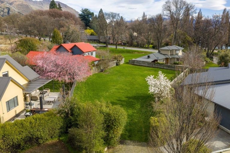 Photo of property in 3 Stonebridge Close, Wanaka, 9305