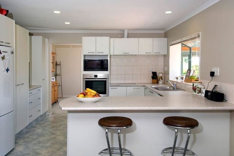 Photo of property in 66 Bob Charles Drive, Golflands, Auckland, 2013