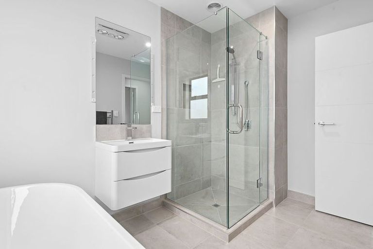 Photo of property in 2 Oderings Place, Huntington, Hamilton, 3210