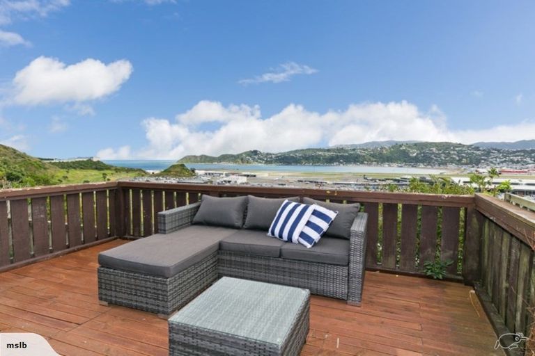 Photo of property in 3a Nuku Street, Strathmore Park, Wellington, 6022