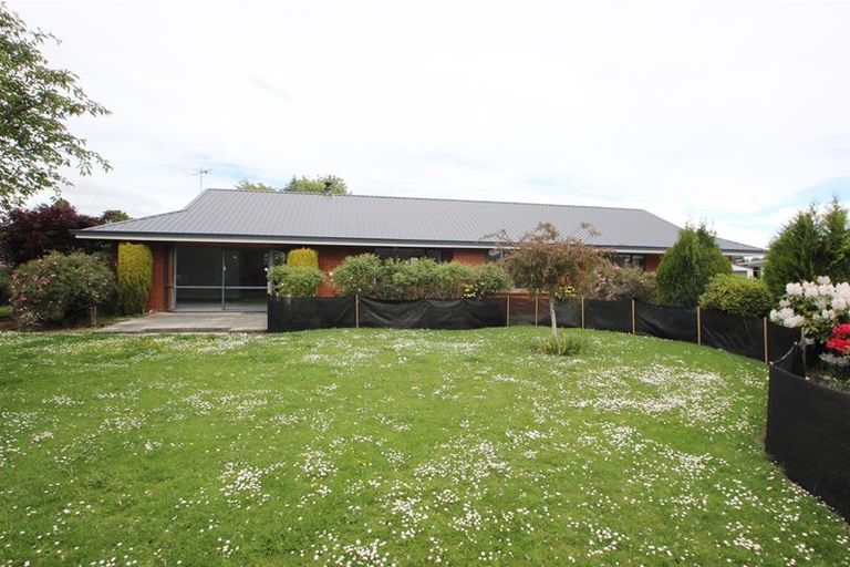 Photo of property in 50 Morton Street, Edendale, 9825