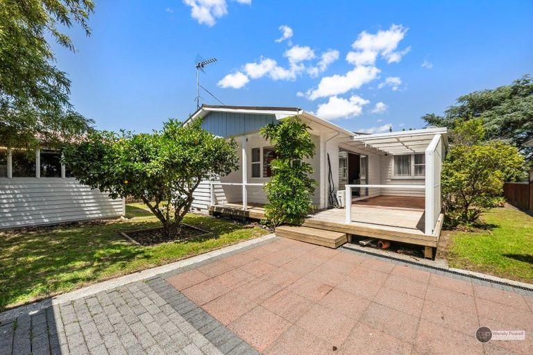 Photo of property in 59 California Drive, Totara Park, Upper Hutt, 5018