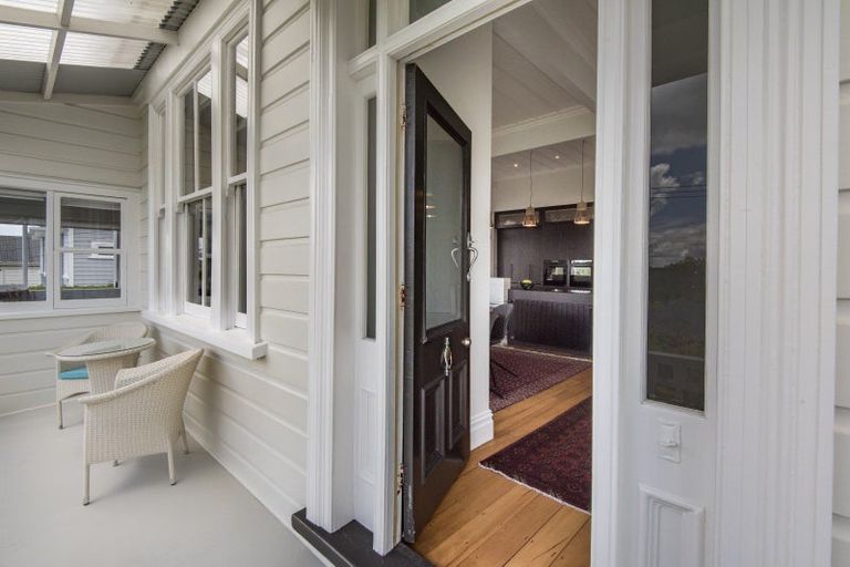 Photo of property in 38 Albert Road, Devonport, Auckland, 0624