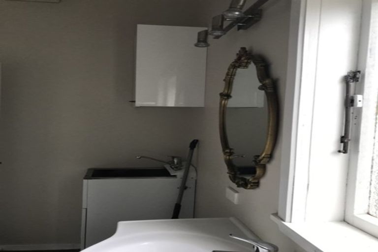 Photo of property in 41 Ellice Street, Mount Victoria, Wellington, 6011