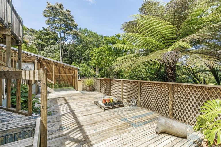 Photo of property in 36 Coroglen Avenue, Birkenhead, Auckland, 0626