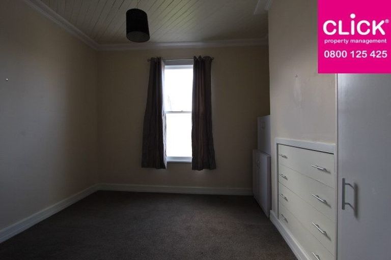 Photo of property in 64 South Road, The Glen, Dunedin, 9011