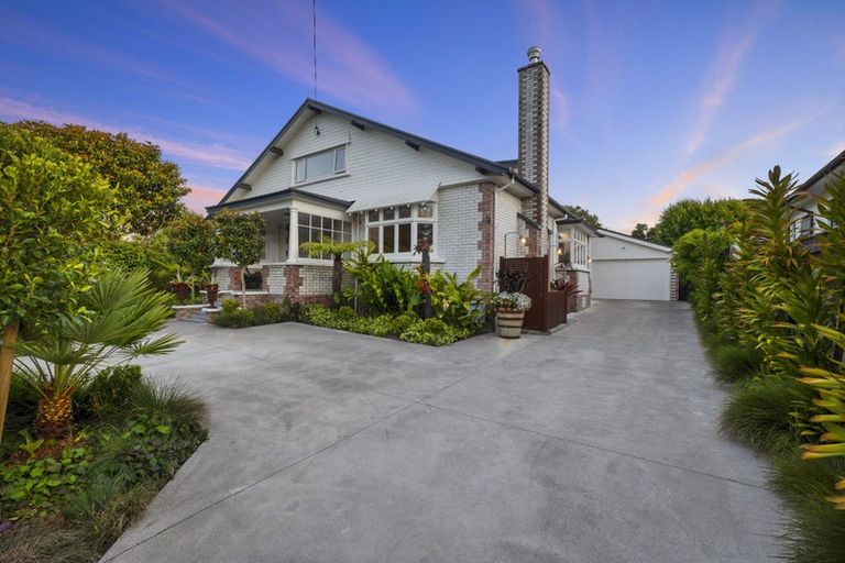Photo of property in 7 Glen Almond Street, New Plymouth, 4310