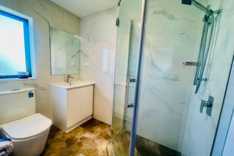 Photo of property in 37d Court Town Close, Mangere, Auckland, 2022