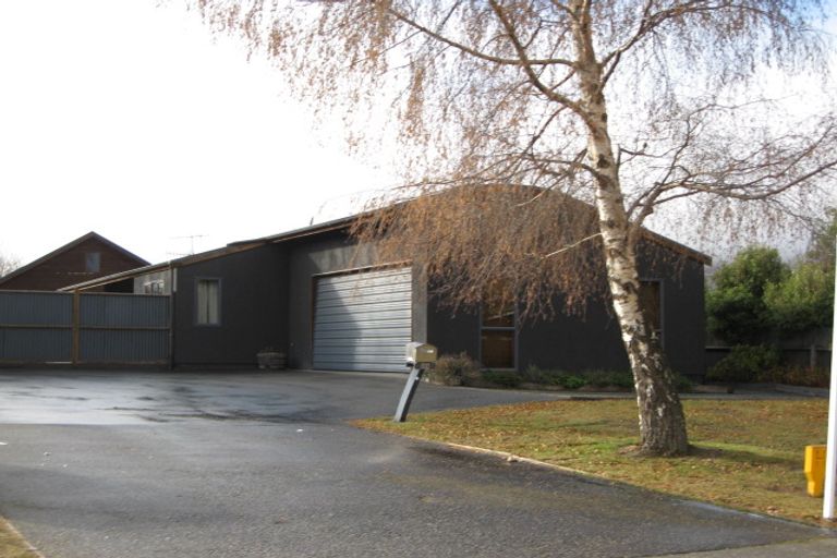 Photo of property in 25 Remarkables Crescent, Frankton, Queenstown, 9300