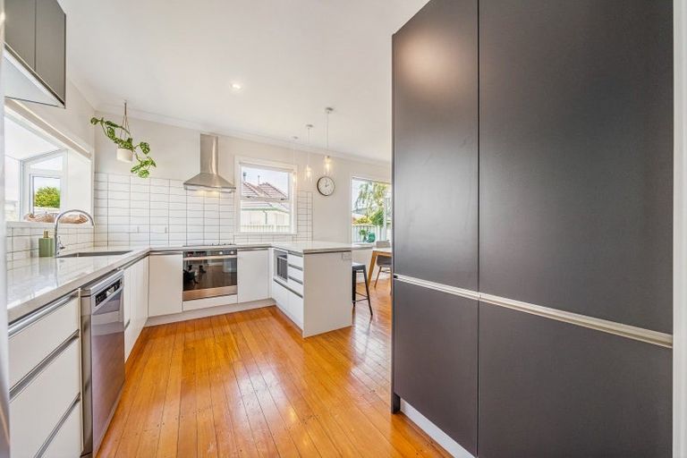 Photo of property in 13 Te Puni Grove, Elderslea, Upper Hutt, 5018