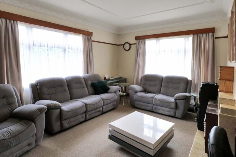 Photo of property in 8 Junction Street, Fairfield, Lower Hutt, 5011