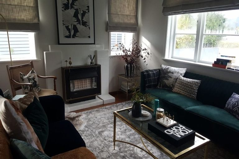 Photo of property in 3 Trevethick Grove, Woburn, Lower Hutt, 5010