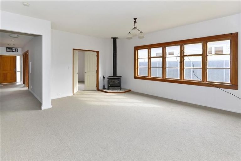 Photo of property in 251 Breezes Road, Aranui, Christchurch, 8061