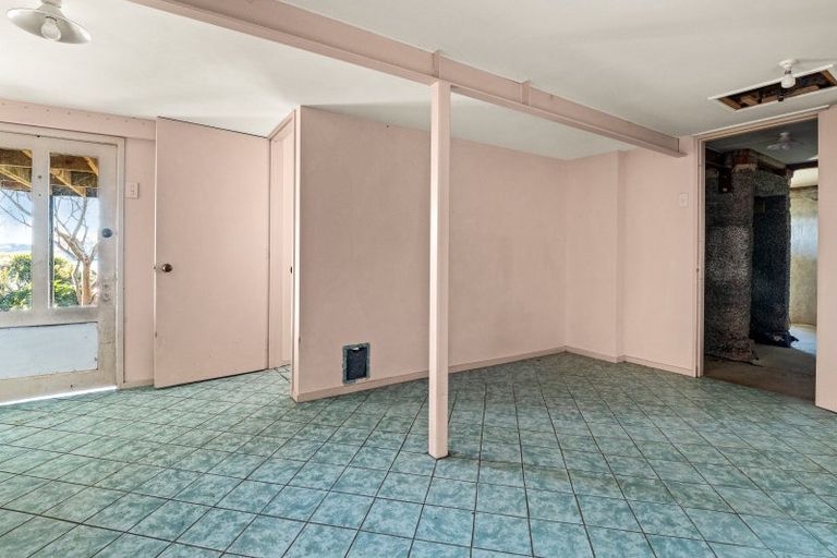 Photo of property in 42 District Road, Roseneath, Port Chalmers, 9023