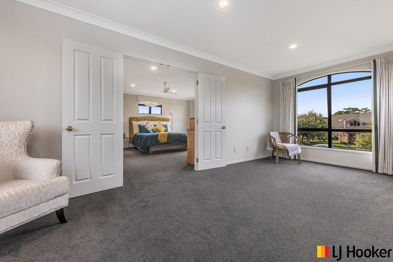 Photo of property in 9 Crannich Place, Wattle Downs, Auckland, 2103
