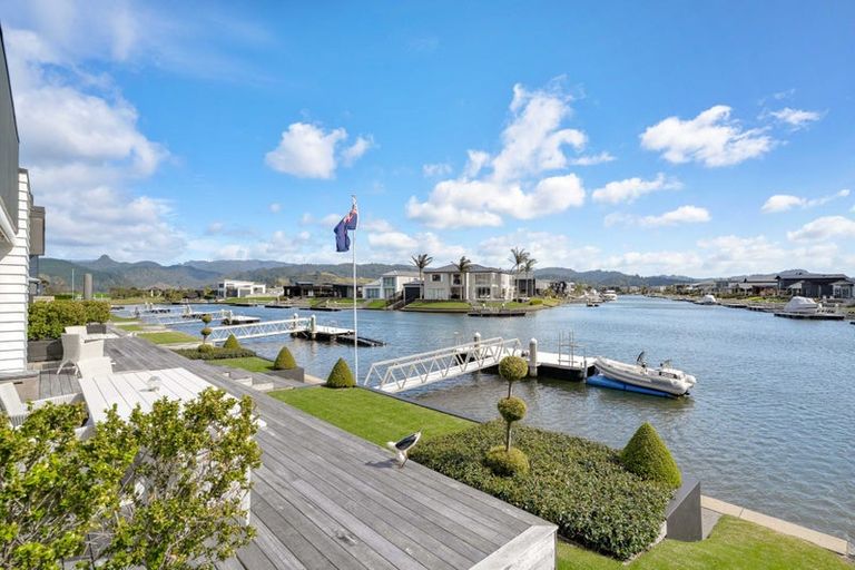 Photo of property in 314 Waterways Parade, Pauanui, Hikuai, 3579