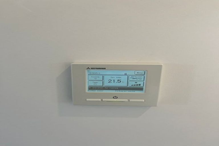 Photo of property in 5d Sorrel Crescent, Bucklands Beach, Auckland, 2012