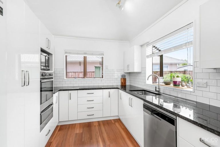 Photo of property in 3 Laredo Grove, Totara Park, Upper Hutt, 5018