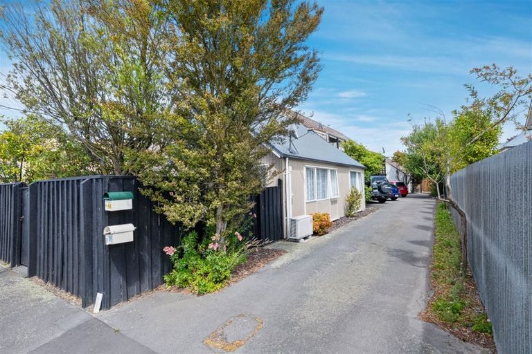 Photo of property in 3/17 Stoneyhurst Street, St Albans, Christchurch, 8014