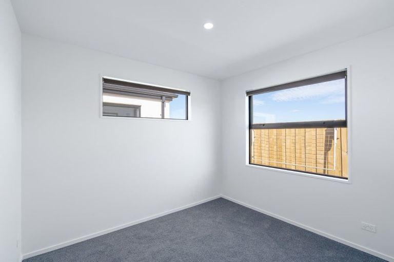 Photo of property in 16 Maple Lane, Huapai, Kumeu, 0810