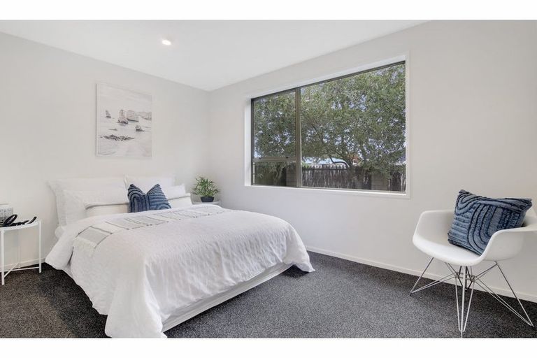 Photo of property in 70 Orrick Crescent, Avondale, Christchurch, 8061