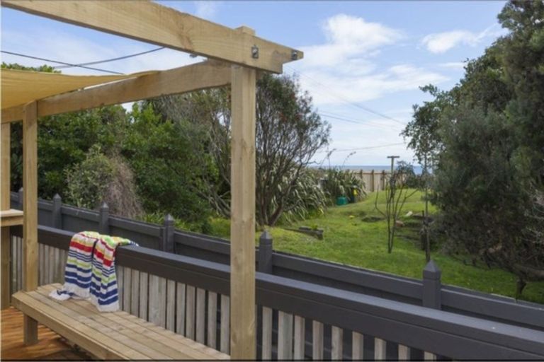 Photo of property in 5b Paneta Street, Paekakariki, 5034