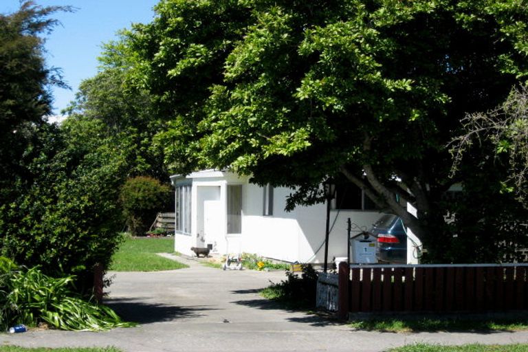 Photo of property in 1 Holdaway Street, Riversdale, Blenheim, 7201