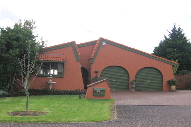 Photo of property in 13 Paulownia Place, Totara Heights, Auckland, 2105