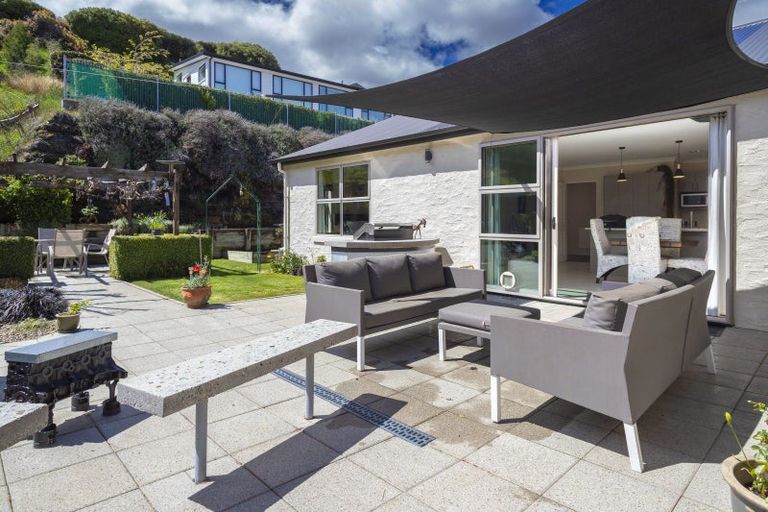 Photo of property in 11 Mcdonnell Road, Arrowtown, 9302