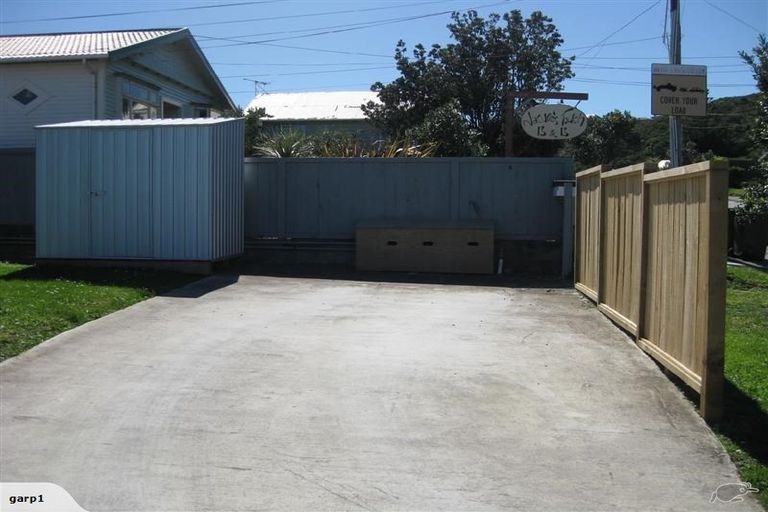 Photo of property in 23a Happy Valley Road, Owhiro Bay, Wellington, 6023