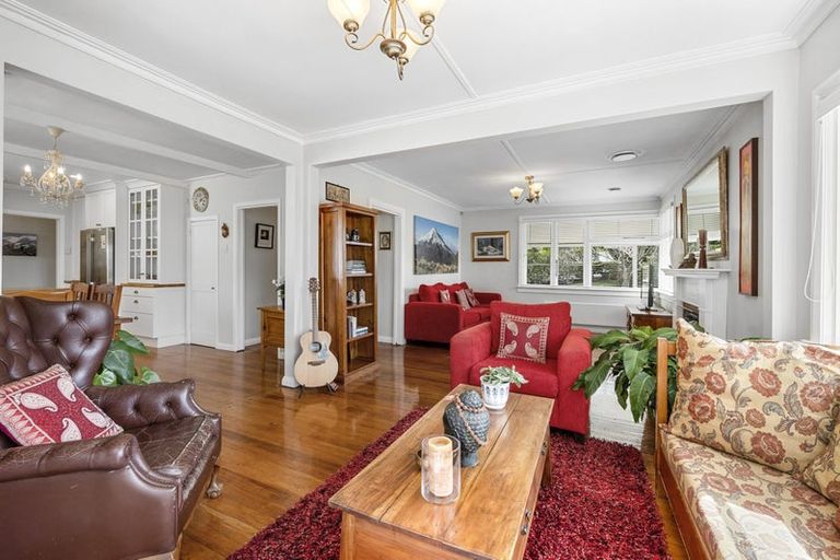 Photo of property in 48 Tarahua Road, Welbourn, New Plymouth, 4310
