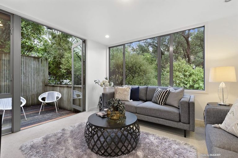 Photo of property in 37e Ngaio Road, Kelburn, Wellington, 6012