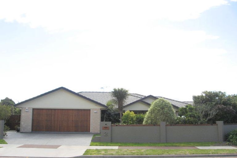 Photo of property in 2 Aranui Drive, Papamoa Beach, Papamoa, 3118