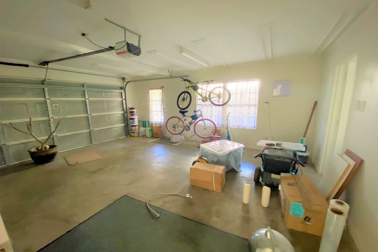 Photo of property in 78 Glenmore Road, Sunnyhills, Auckland, 2010