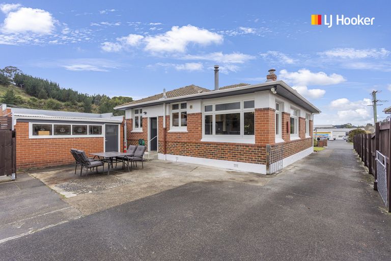 Photo of property in 8 Saint Albans Street, Bradford, Dunedin, 9011